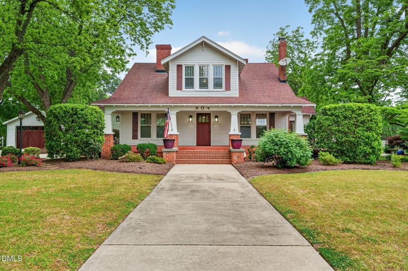 804 W Main St, Benson, NC 27504