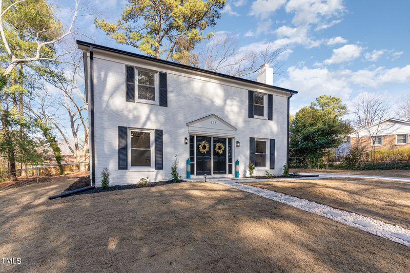 804 Northclift Dr, Raleigh, NC 27609