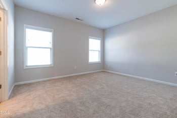 804 Oak Center Dr, Raleigh, NC 27610