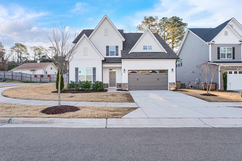 804 Oak Knoll Ln, Wake Forest, NC 27587