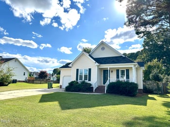 804 Phillips Pointe Dr, Fuquay Varina, NC 27526