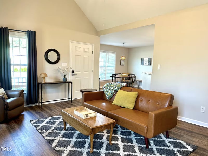 804 Phillips Pointe Dr, Fuquay Varina, NC 27526