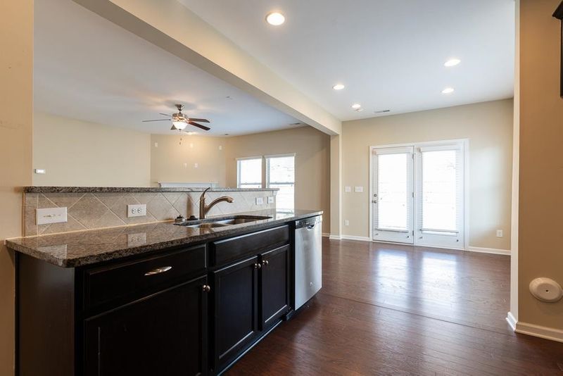 804 Poplar St, Durham, NC 27703