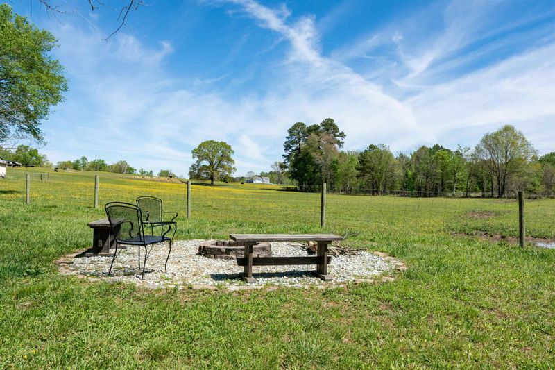 804 Stallings Rd, Durham, NC 27703