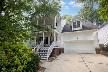 804 Town Side Dr, Apex, NC 27502