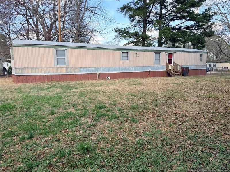804 Vagabond Dr, Fayetteville, NC 28314