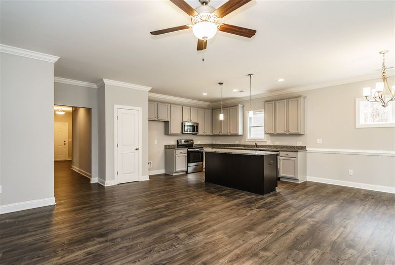 8040 Crookneck Dr, Angier, NC 27501