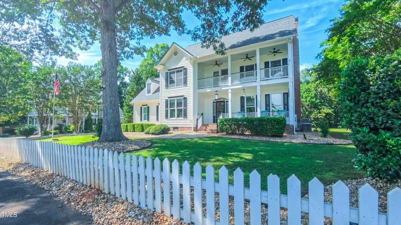 8042 Hogan Dr, Wake Forest, NC 27587