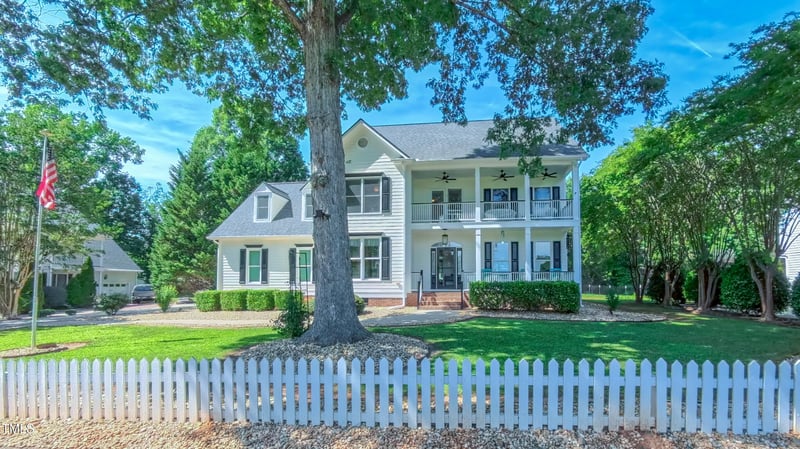 8042 Hogan Dr, Wake Forest, NC 27587