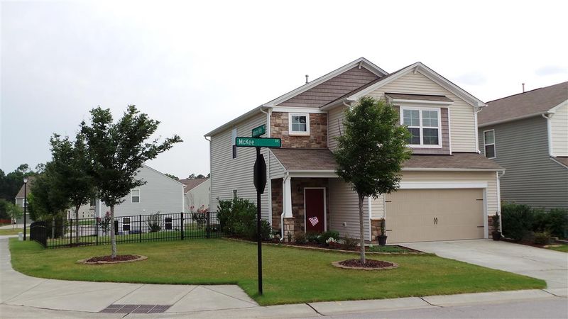 8042 Mckee Dr, Raleigh, NC 27616