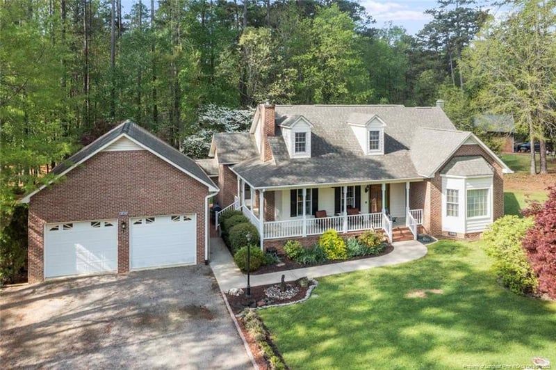 8042 Royal Dr, Sanford, NC 27332