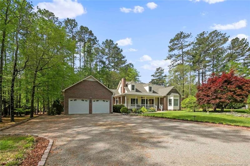 8042 Royal Dr, Sanford, NC 27332