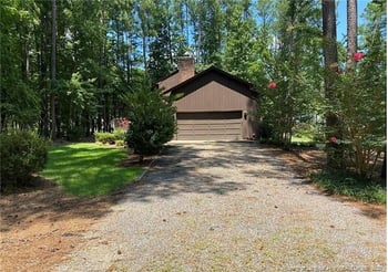 8043 Canterbury Cir, Sanford, NC 27332