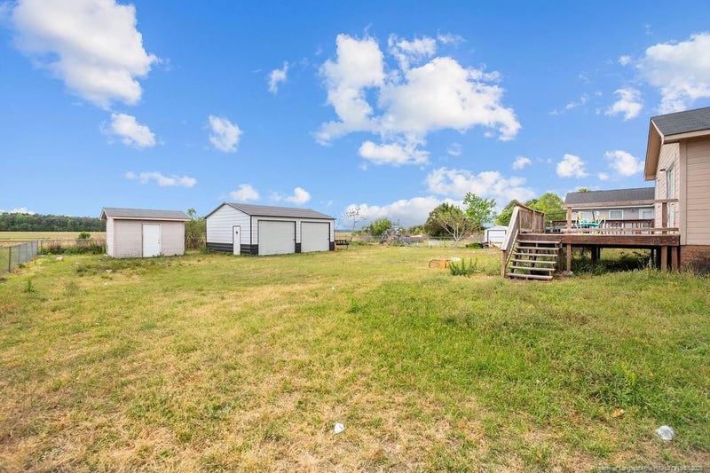 8045 Kalmia Ln, Hope Mills, NC 28348