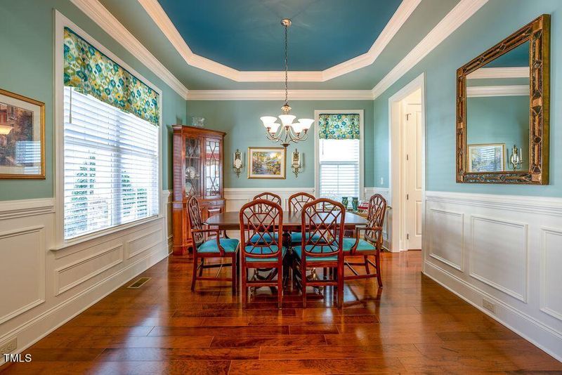 8048 Brandyapple Dr, Raleigh, NC 27615
