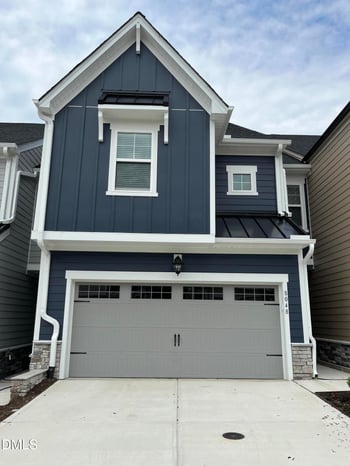 8048 Windthorn Pl, Cary, NC 27519