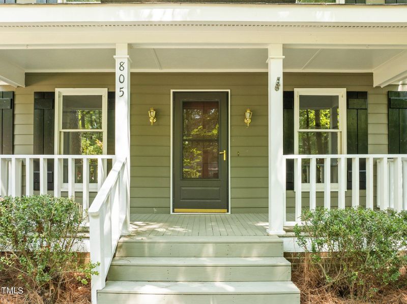 805 Barbara Dr, Raleigh, NC 27606