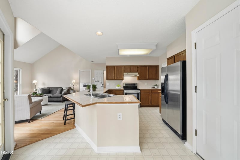 805 Beddingfield Dr, Knightdale, NC 27545