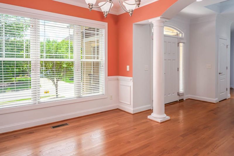 805 Blackmar St, Cary, NC 27519