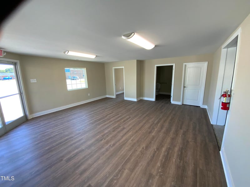 805 Clinton Ave, Dunn, NC 28334