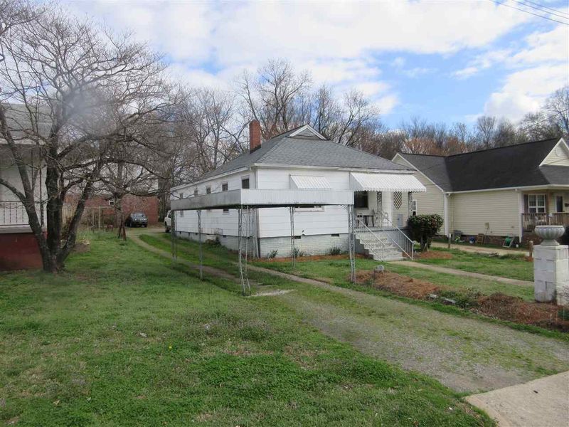 805 Coleman Dr, Raleigh, NC 27610