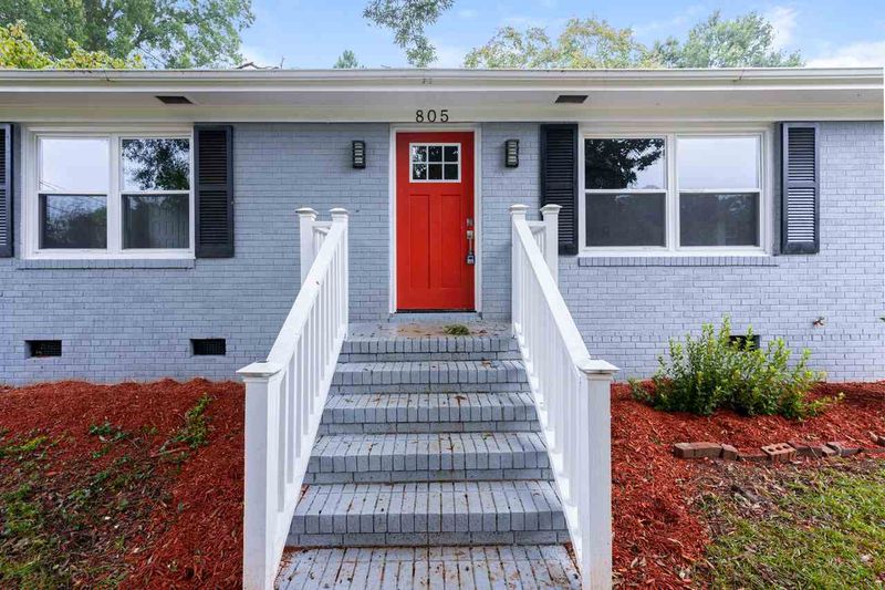 805 Delbridge St, Garner, NC 27529