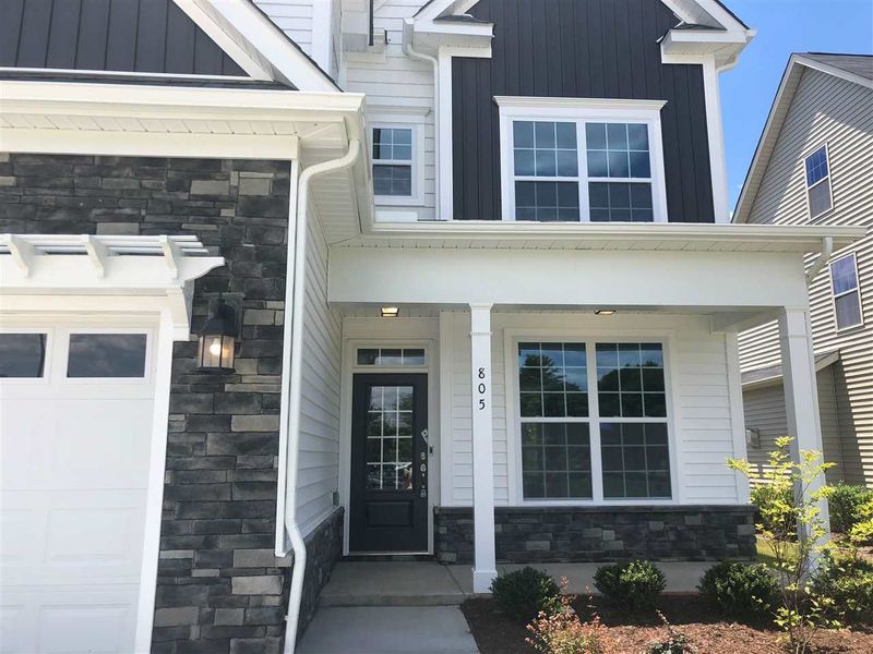 805 Eagle River Dr, Fuquay Varina, NC 27526