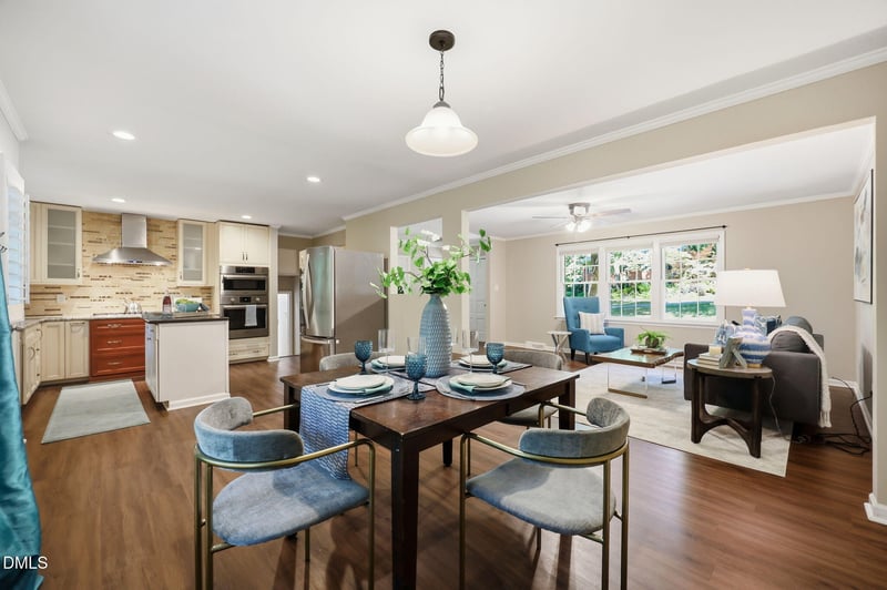 805 Ellynn Dr, Cary, NC 27511