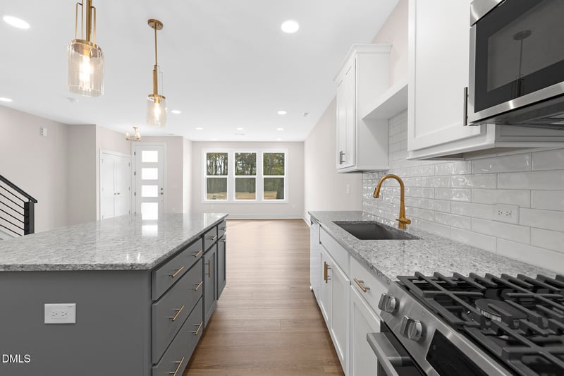 805 Fireship Rd, Fuquay Varina, NC 27526