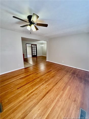 805 Glensford Dr, Fayetteville, NC 28314