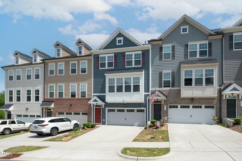 805 Grafton Peak Ln, Apex, NC 27523