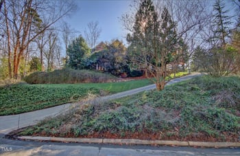 805 Greenwood Rd, Chapel Hill, NC 27514