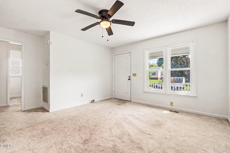 805 Hepplewhite Ct, Fuquay Varina, NC 27526
