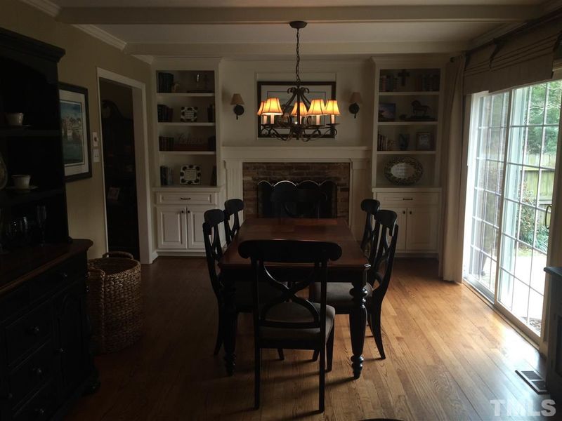 805 Macon Pl, Raleigh, NC 27609
