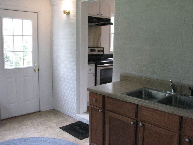 805 Maple Ave, Dunn, NC 28334