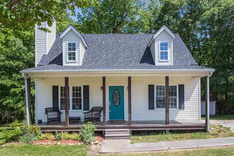 805 Maple Shade Ln, Apex, NC 27502