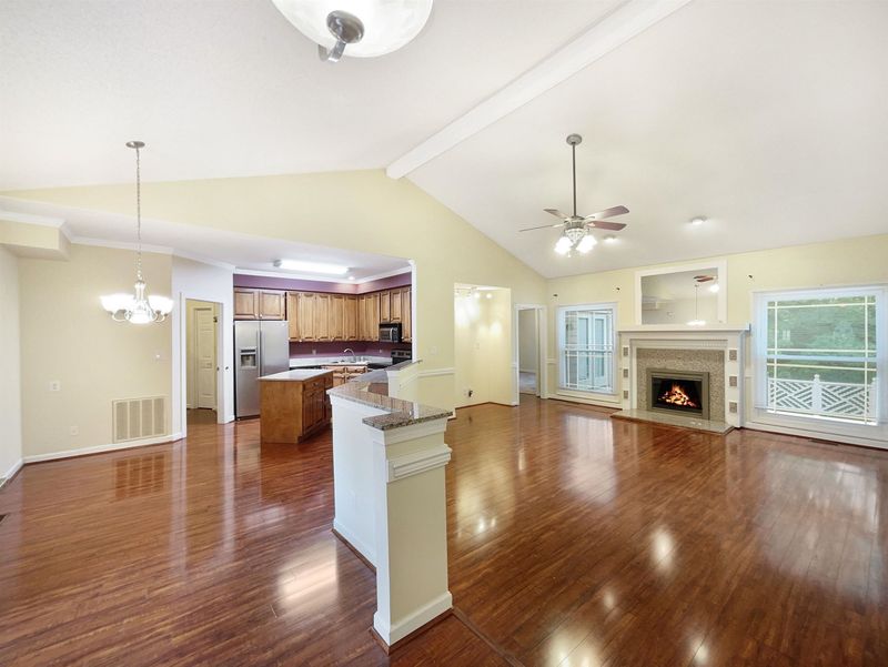 805 Oakwater Dr, Garner, NC 27529
