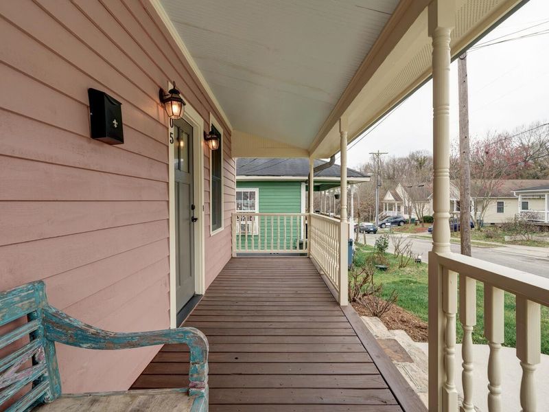 805 Pauli Murray Pl, Durham, NC 27701