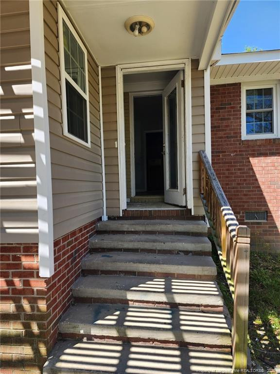 805 Perley St, Fayetteville, NC 28305