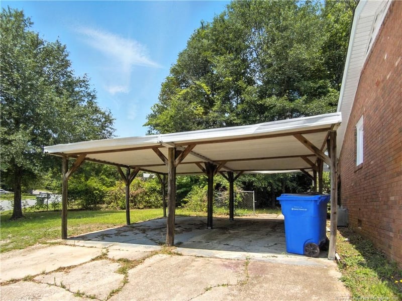 805 Perley St, Fayetteville, NC 28305