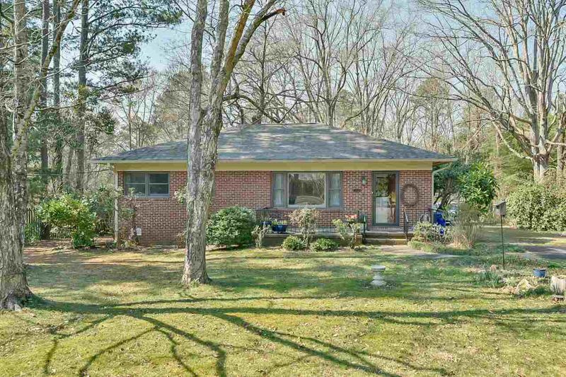 805 Powell St, Chapel Hill, NC 27516