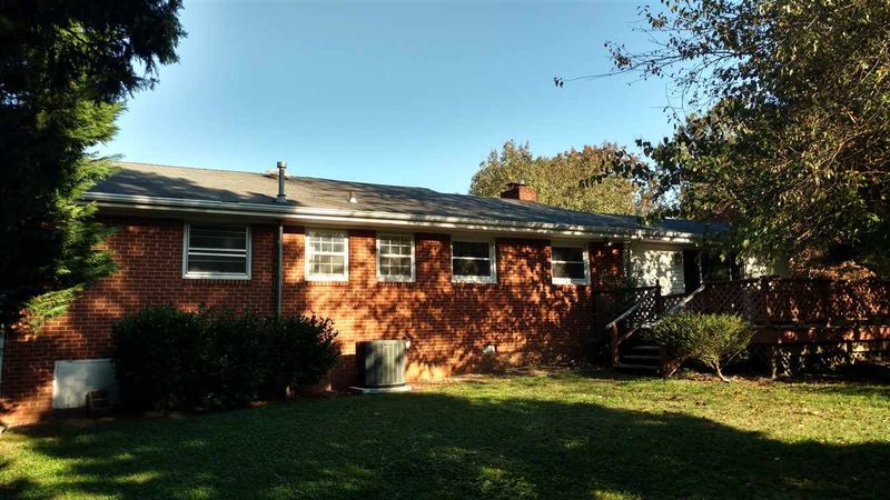 805 Ralph Dr, Cary, NC 27511