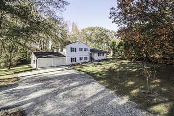 805 River Rd, Selma, NC 27576