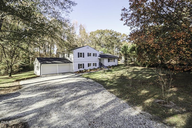 805 River Rd, Selma, NC 27576