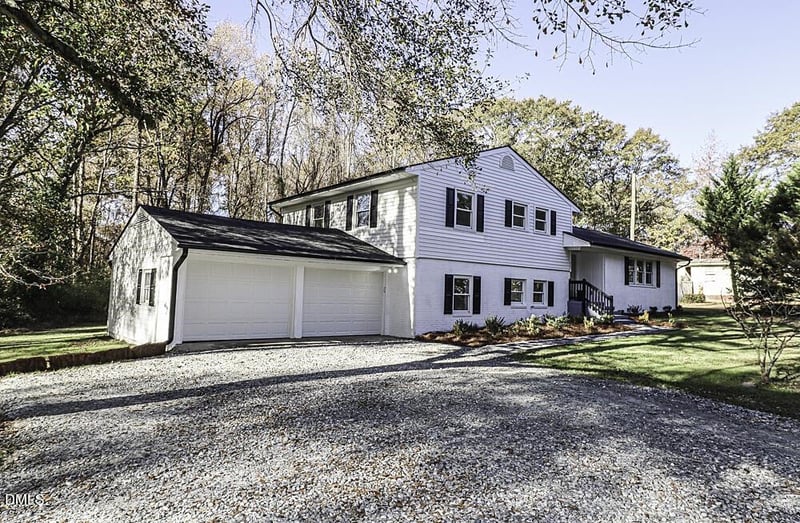 805 River Rd, Selma, NC 27576