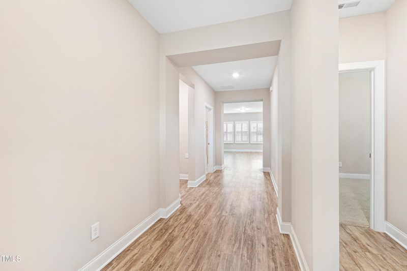 805 Sage Oak Ln, Holly Springs, NC 27540