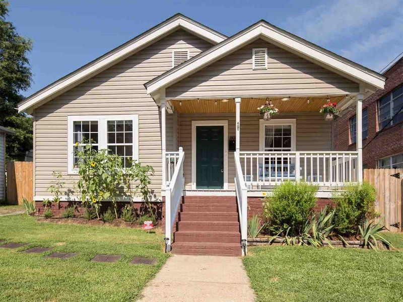 805 Spruce St, Durham, NC 27703