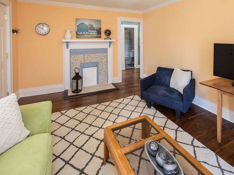 805 Spruce St, Durham, NC 27703