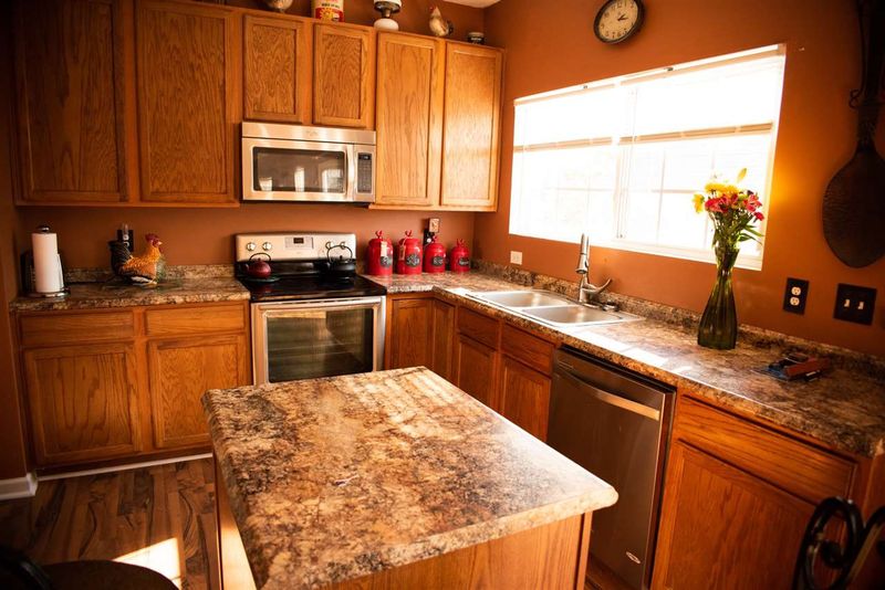 805 Stackhurst Way, Wake Forest, NC 27587