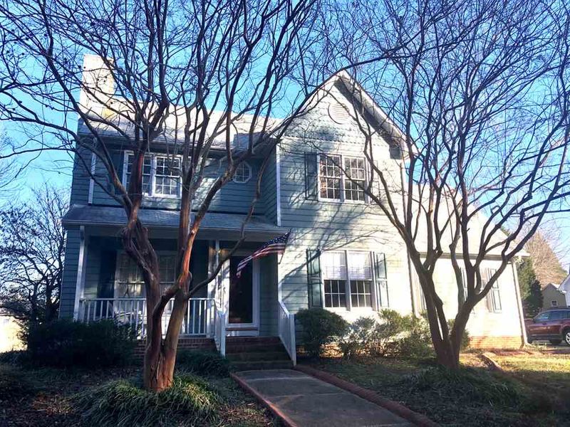 805 S White St, Wake Forest, NC 27587